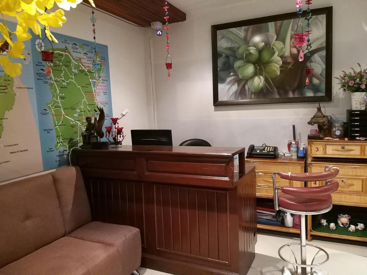 The Corner Transit Hostel Самуи Экстерьер фото